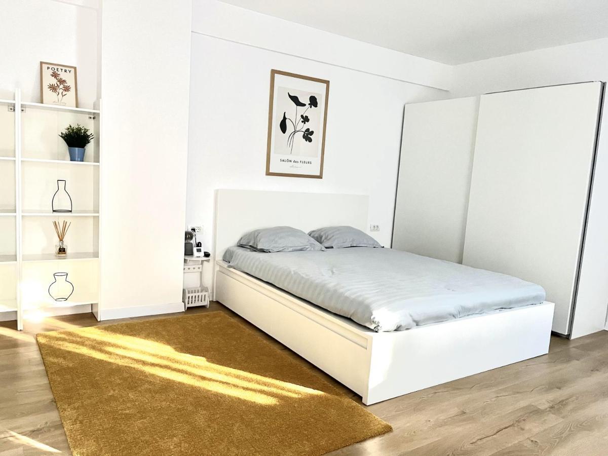 Sky Residence Airport Otopeni 12 Екстериор снимка